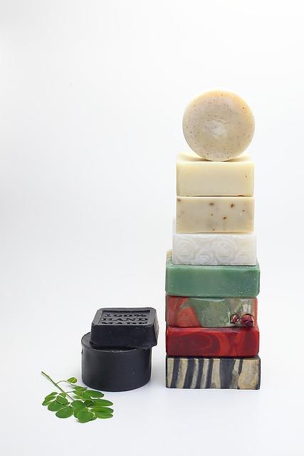 Ajurvédský poklad: Moringa olejodárná a její blahodárné účinky 3 How can Moringa oleifera oil improve your skin health?